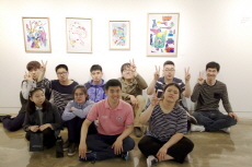 [CBS뉴스] 발달장애인들의 소원이 활짝 피다. '인블라썸' 미술전